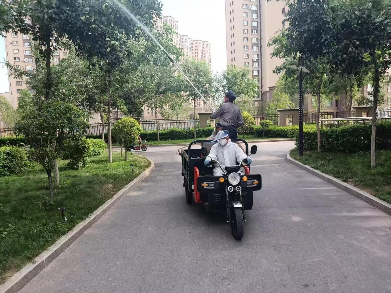 科學(xué)消殺護(hù)新綠 筑牢綠色“健康墻”